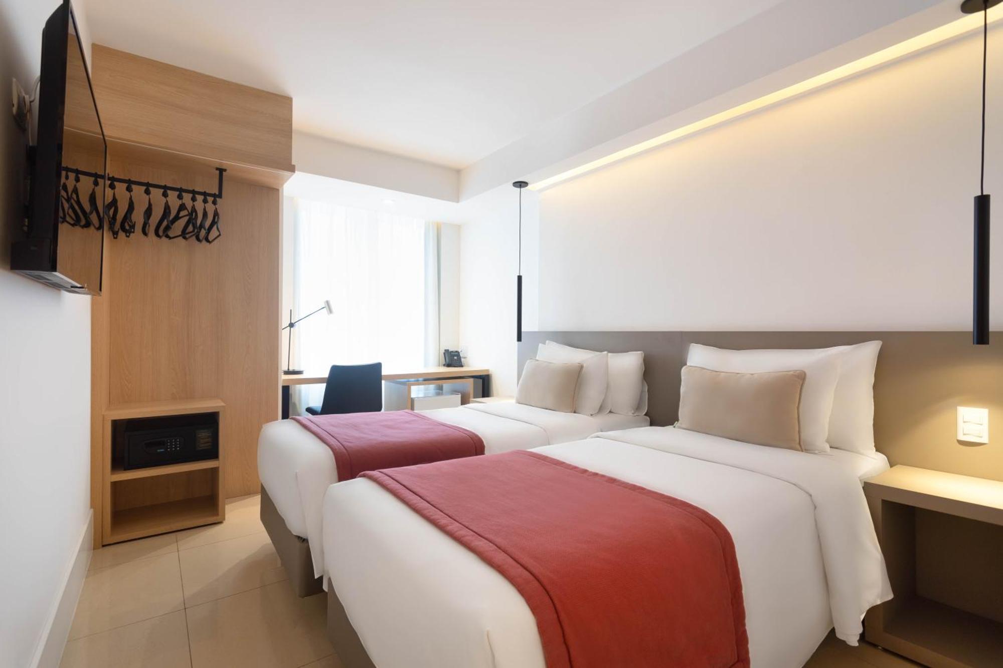 ホテル Ramada By Wyndham Brasilia Alvorada エクステリア 写真
